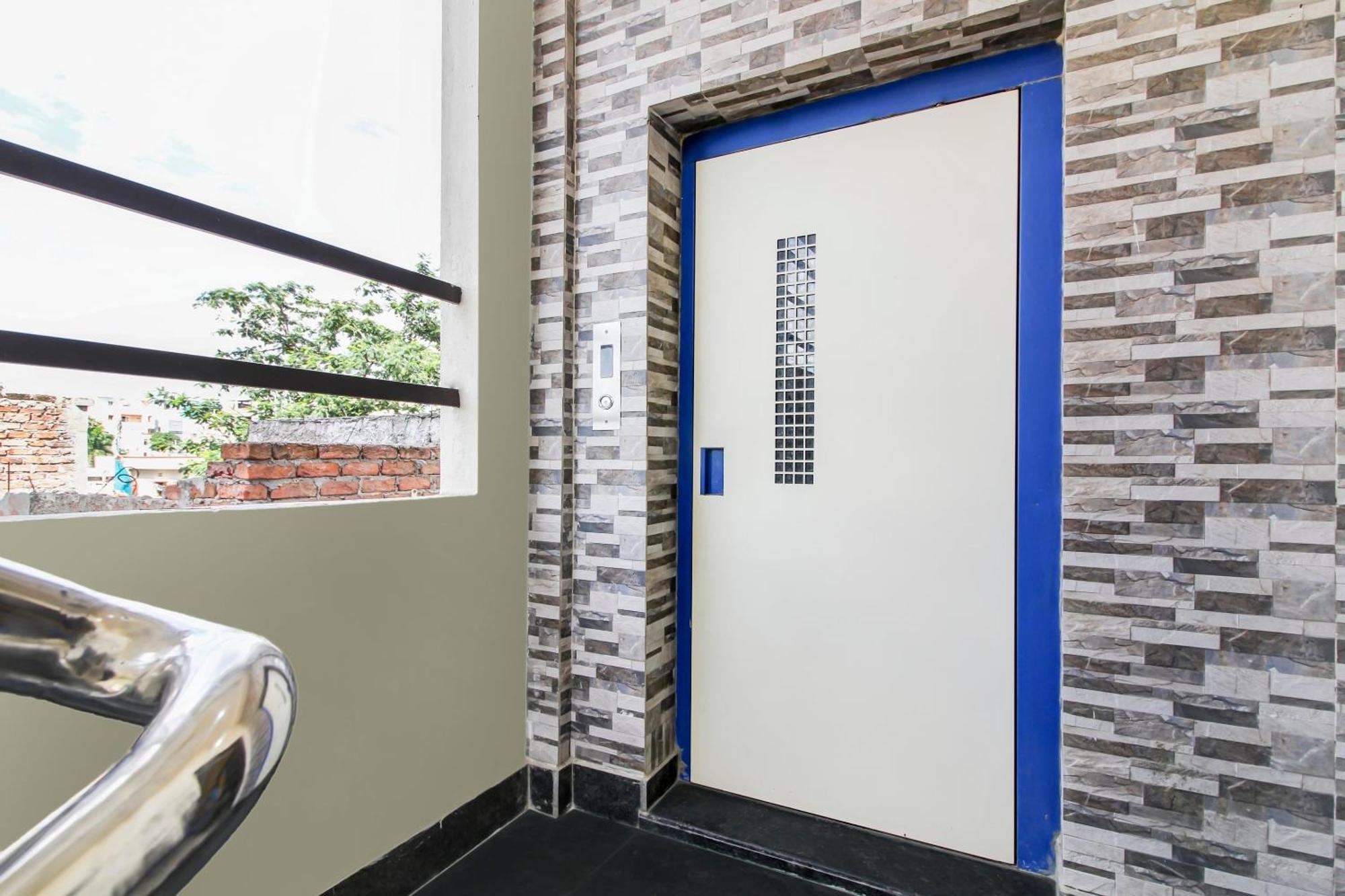 Hotel O Home Comfortable Stays, Near Aasam Gadh Current Office Sururnagar Exterior foto