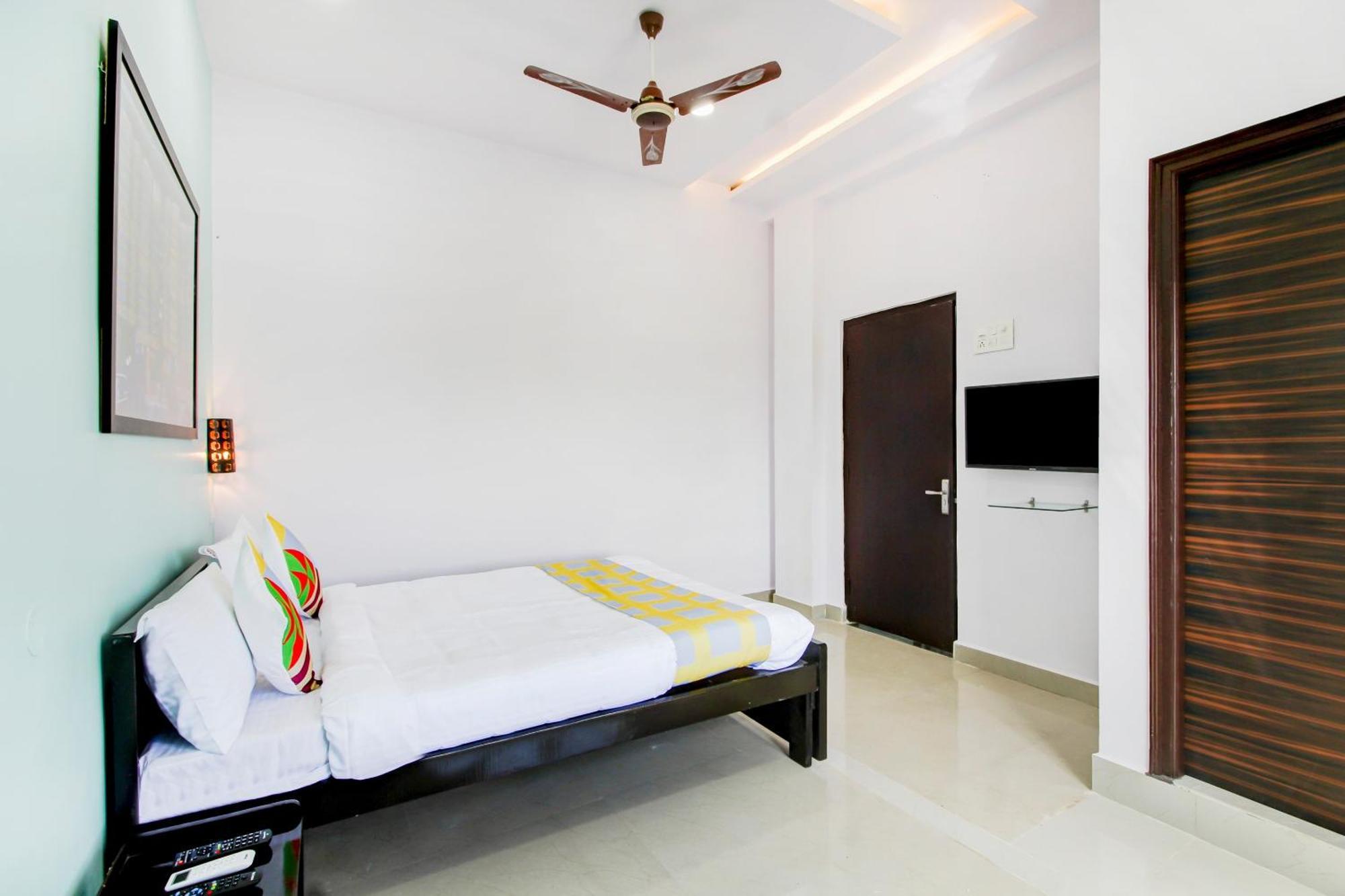 Hotel O Home Comfortable Stays, Near Aasam Gadh Current Office Sururnagar Exterior foto